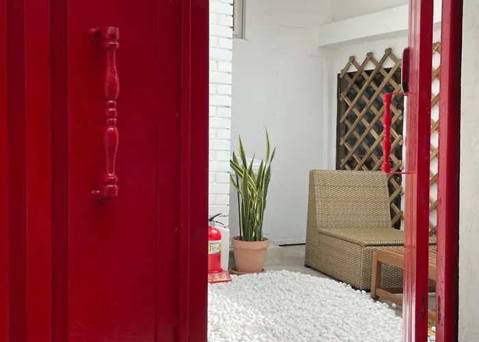 Changsindong Cliff Village, Seoul City View, Private House With 3Rooms & Netflix