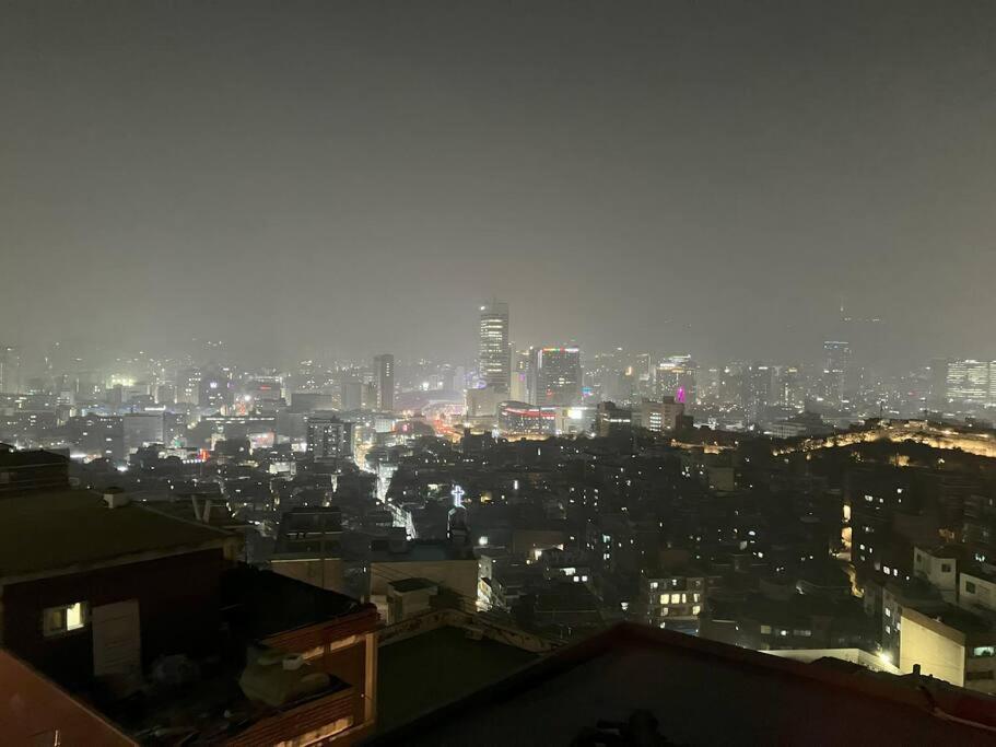 Changsindong Cliff Village, View, Private House With 3rooms & Netflix Holiday home